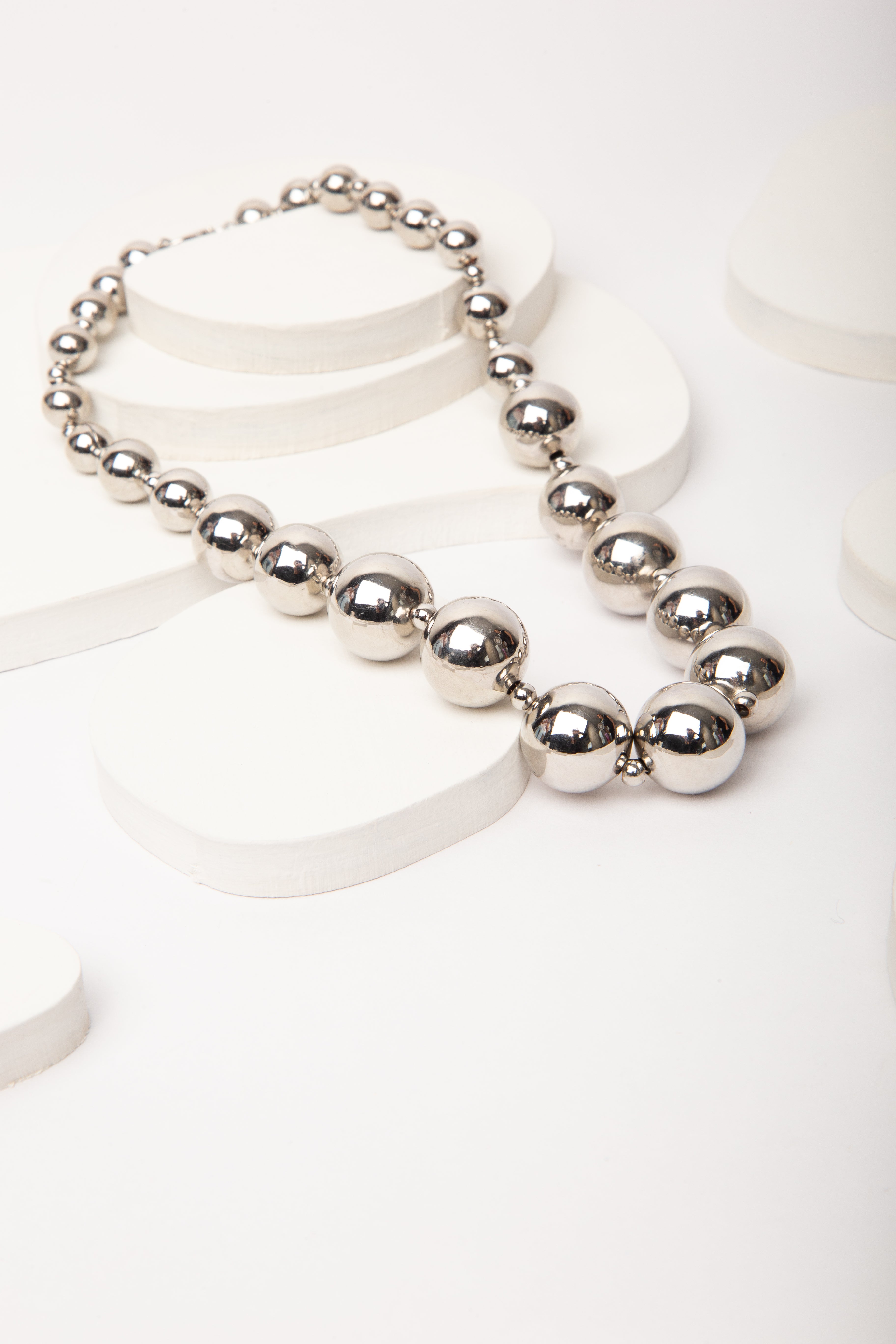 COLLAR BOLAS GRANDES