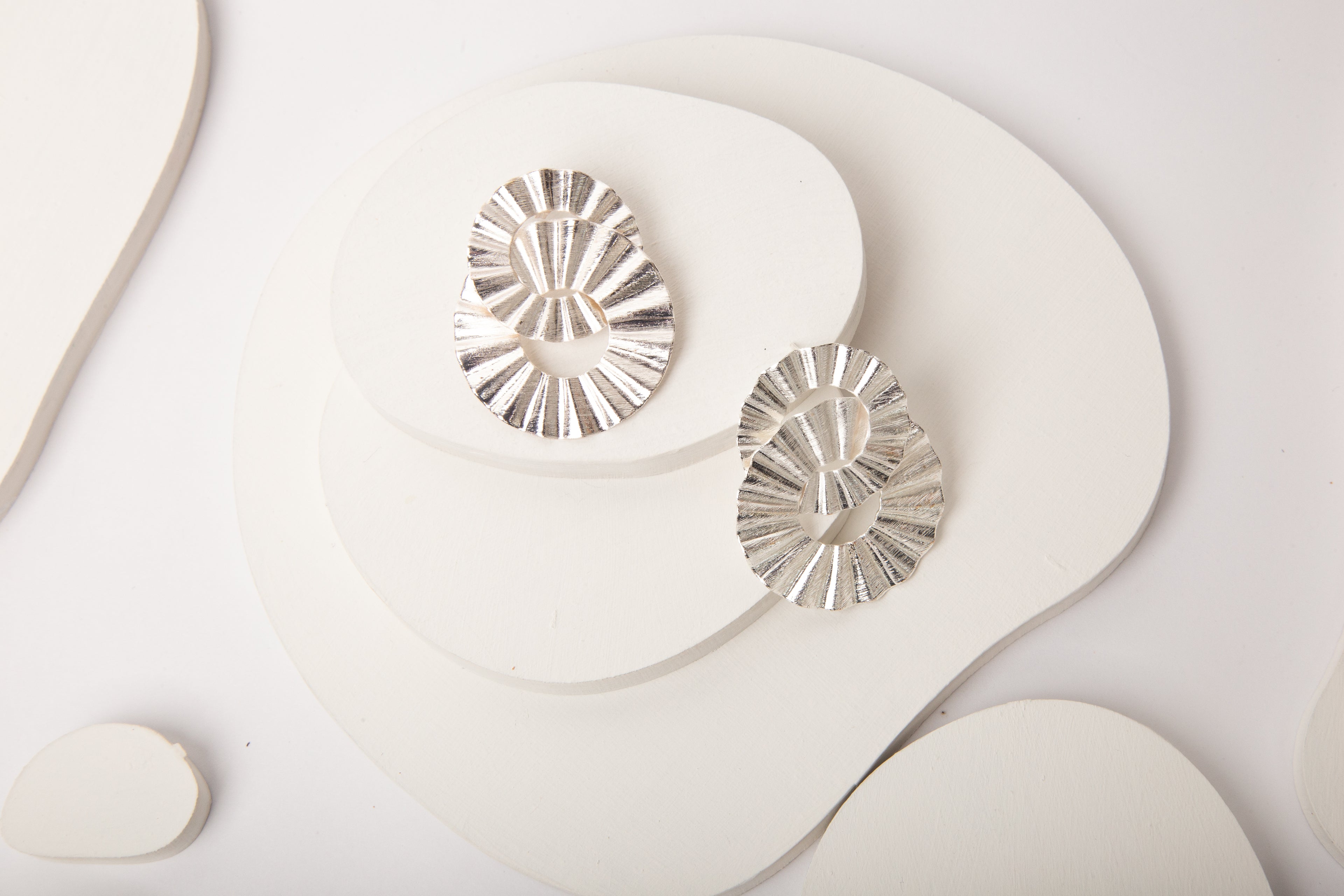 ARETES DOBLES CIRCULOS ONDAS