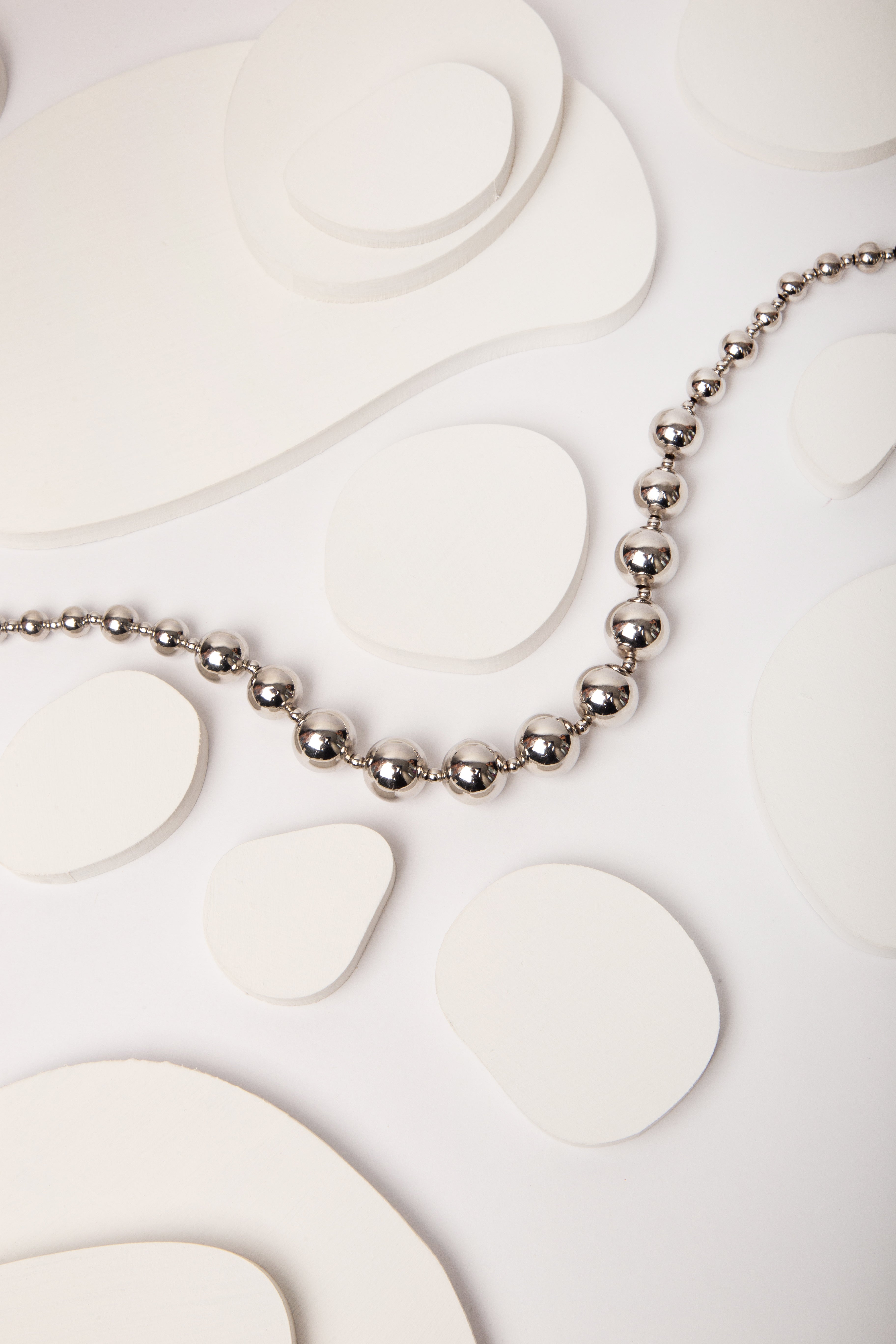 COLLAR BOLAS GRANDES